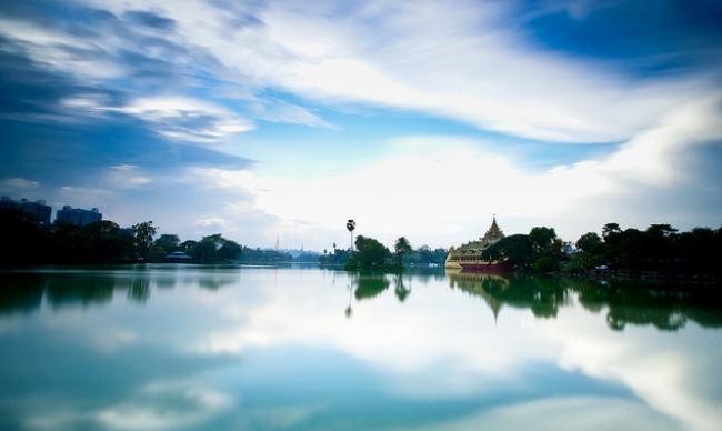 Myanmar Ancient Pagoda & Beach Holidays